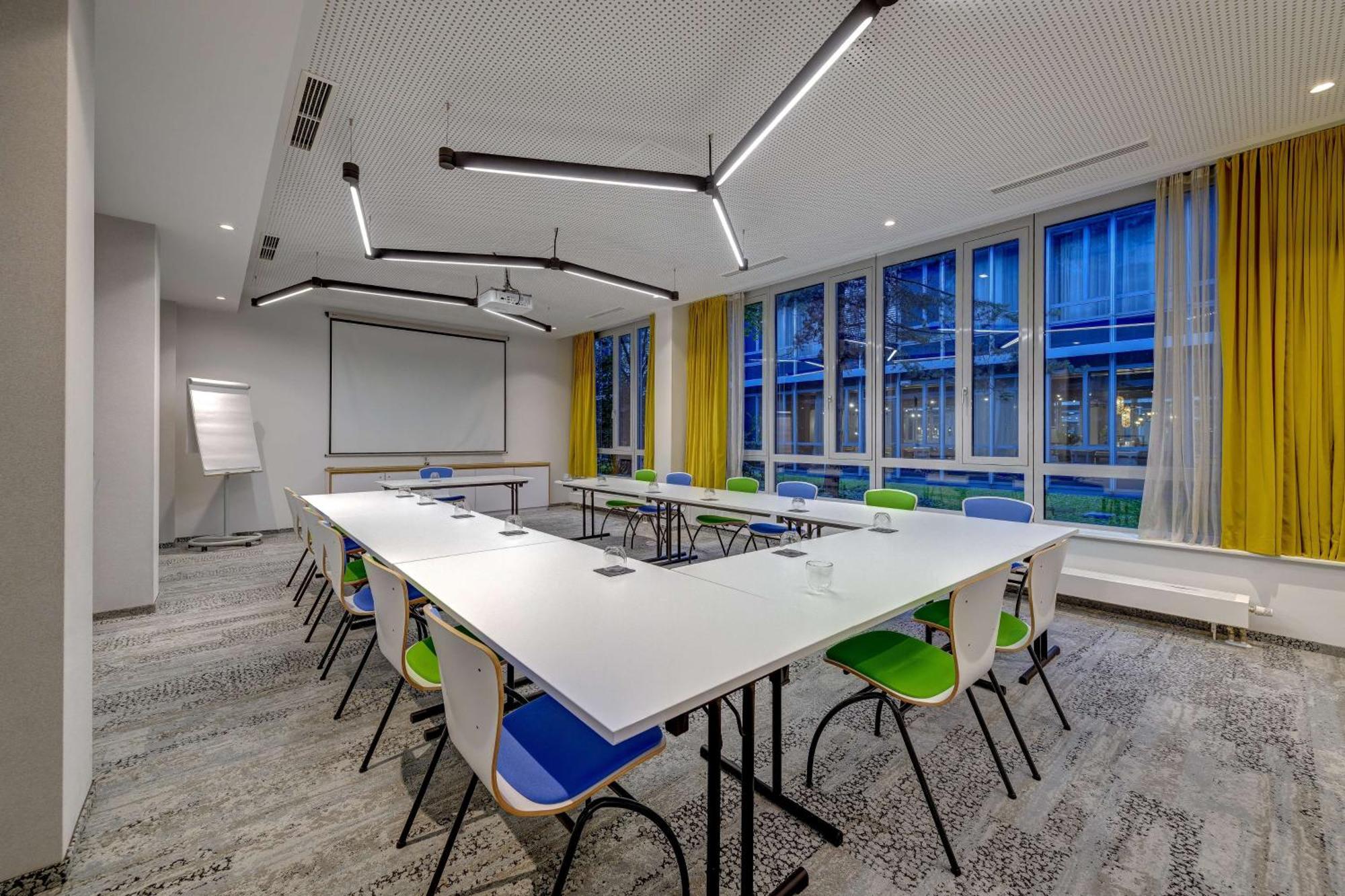 Flightgate Munich Airport Hotel, A Member Of Radisson Individuals Hallbergmoos Exterior foto