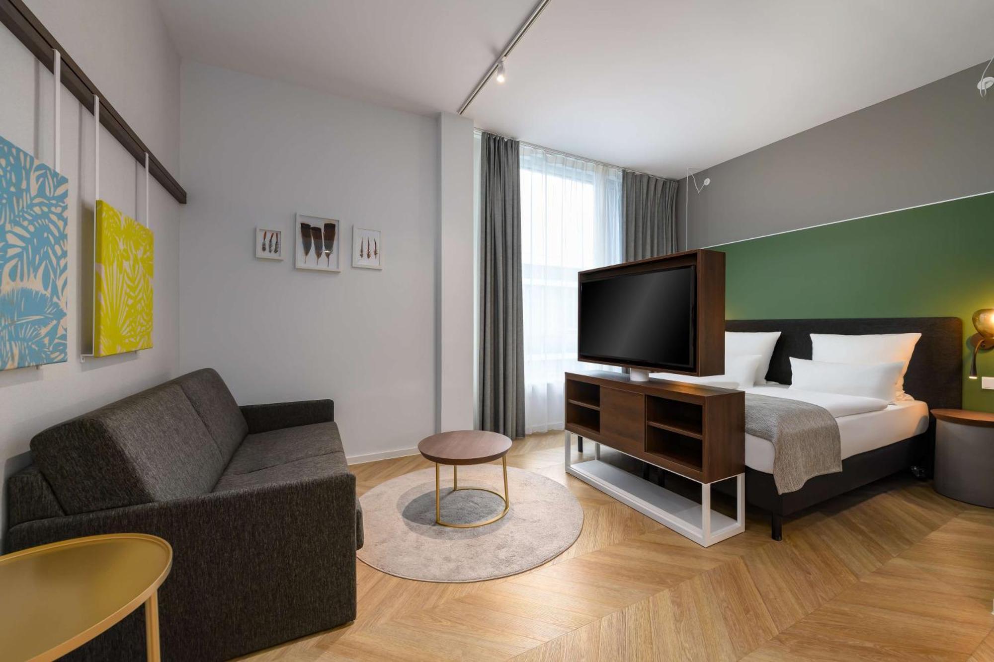 Flightgate Munich Airport Hotel, A Member Of Radisson Individuals Hallbergmoos Exterior foto